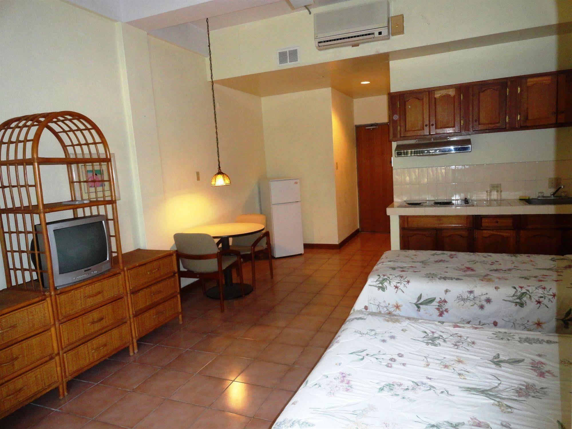 Summer Holiday Hotel Garapan Exterior photo